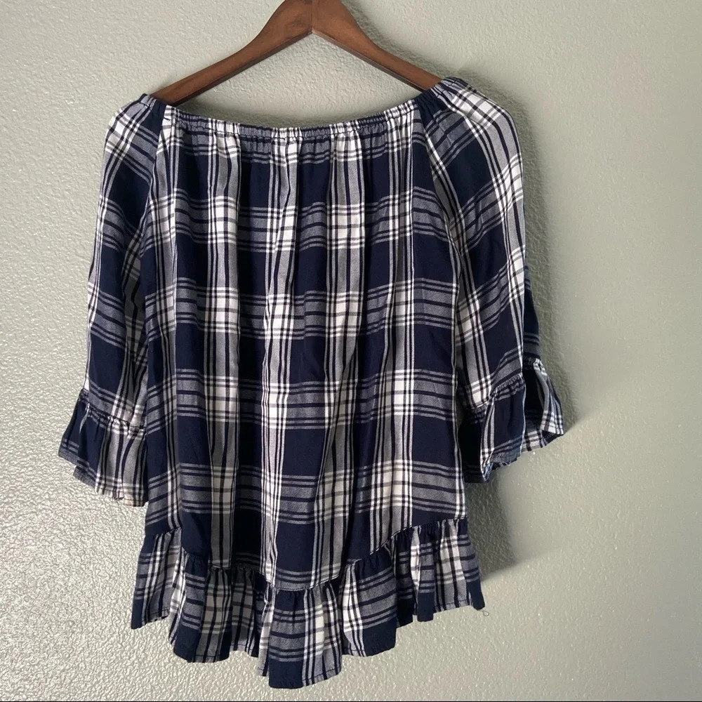 Plaid Tartan Blouse Off the Shoulder Size Medium Fall Spring BEACHLUNCHLOUNGE - Picture 10 of 11